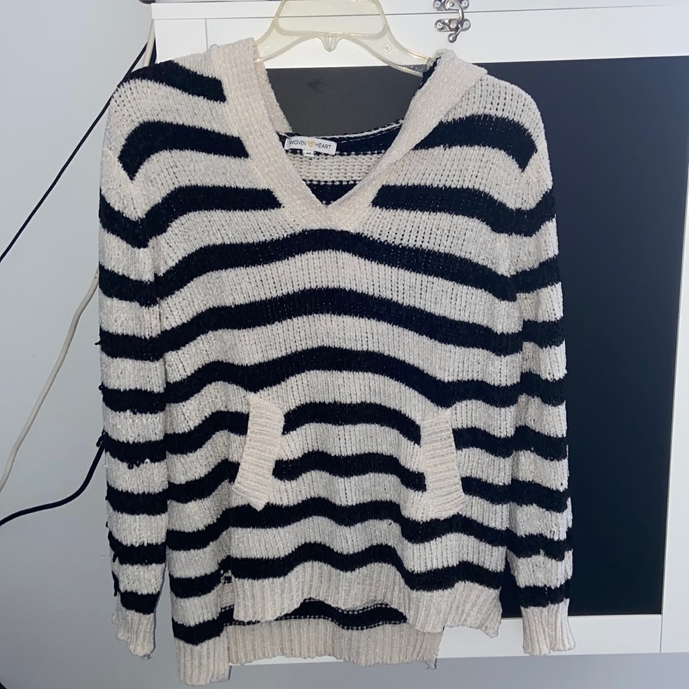 Woven Heart Stripped Hooded Sweater Size Medium